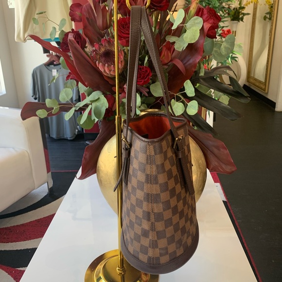 Louis Vuitton Ebene Bucket Marais Handbag - Picture 2 of 6